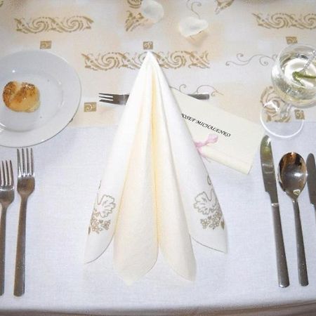 יאנוב נאד ניסו Hotel Epocha מראה חיצוני תמונה